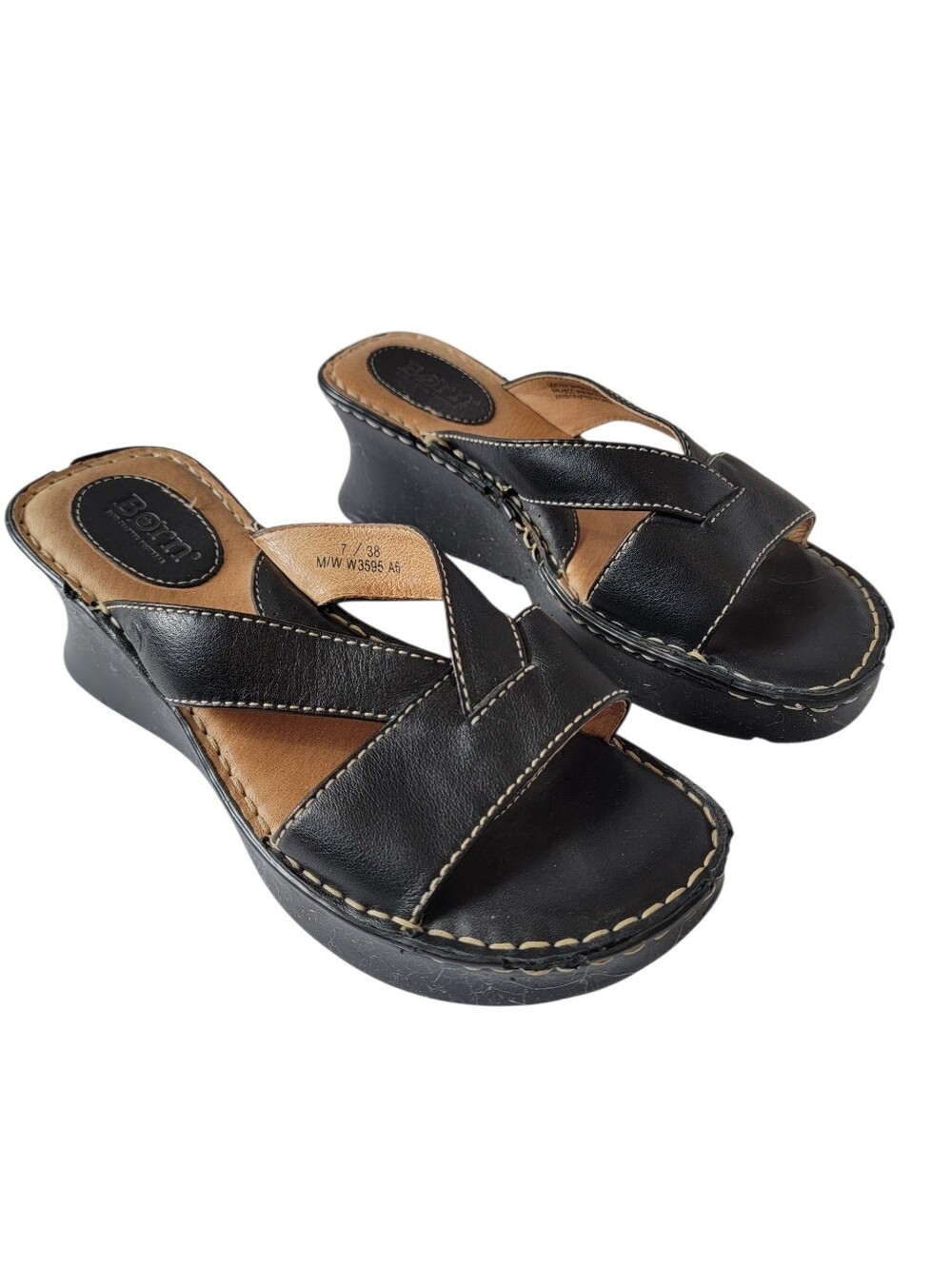 Born Y2K Black Leather Wedge Sandals Sz 7M Criss Cross Straps Casual Comfort